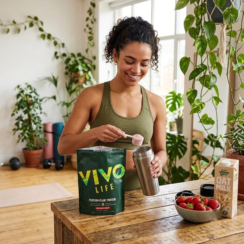 Vivo Life Perform Strawberry & Vanilla Plant Protein - 988g
